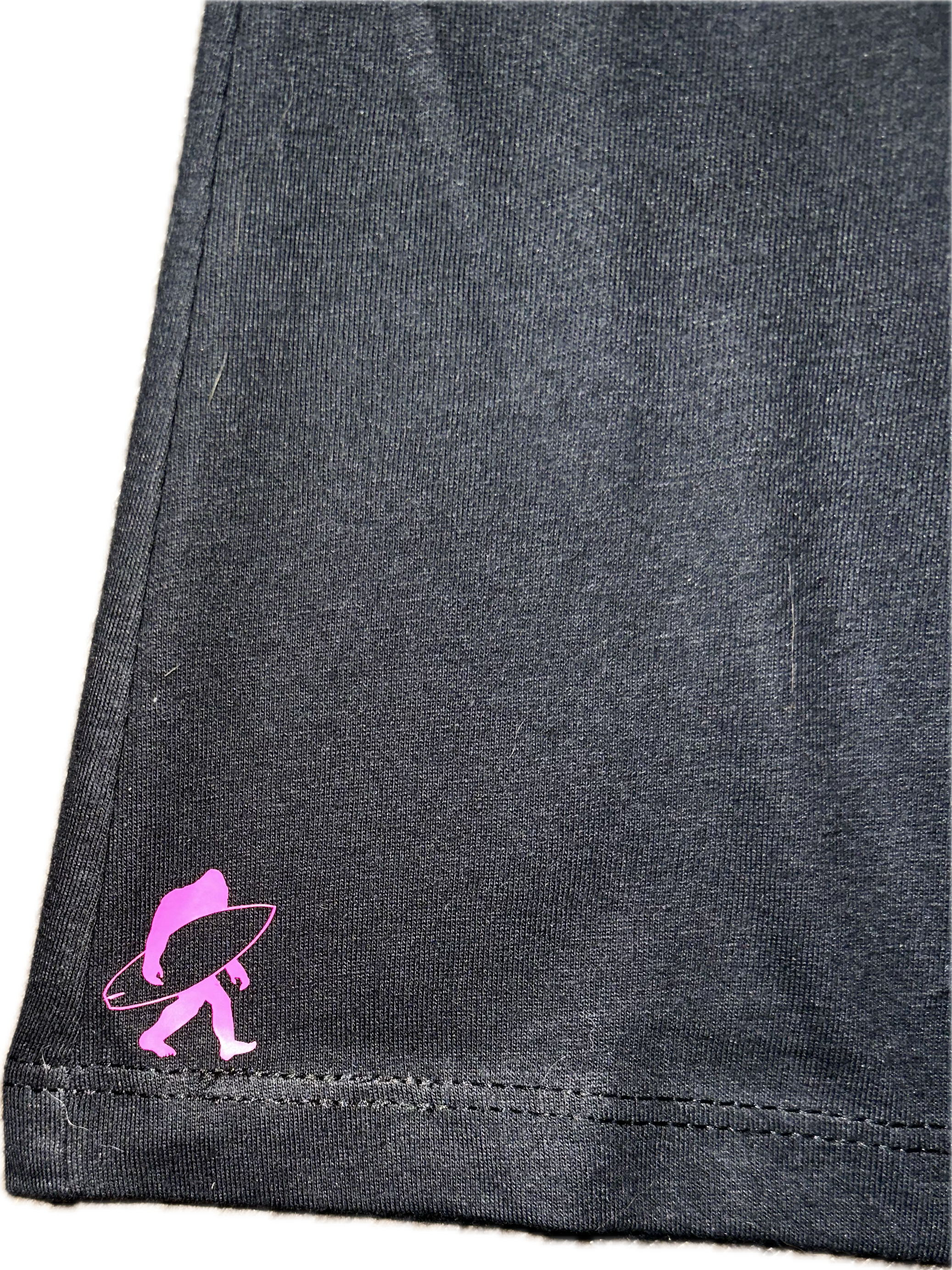 Women’s Surfing Sasquatch Tee - Black
